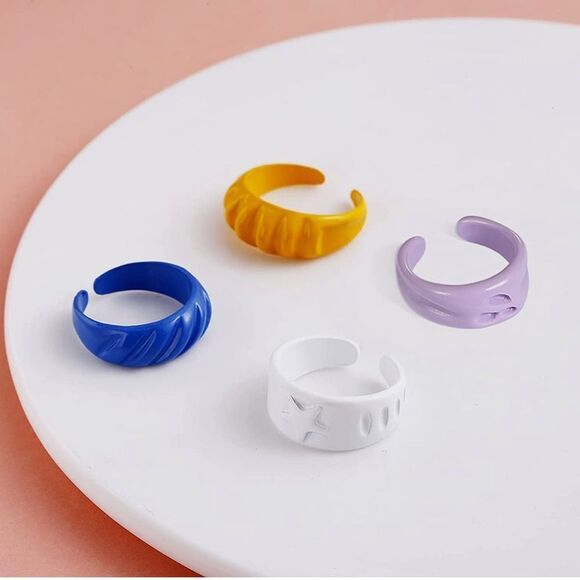 NWT Wool + Pepper Co. Resin Rhinestone Ring Set (15 Rings) - Picture 5 of 6